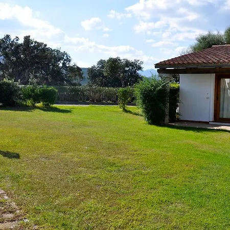 Liscia Eldi Aparthotel 4*