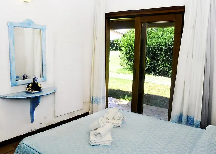 מלון דירות Liscia Eldi 4*