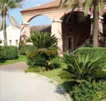 Hotel apartamentowy Liscia Eldi