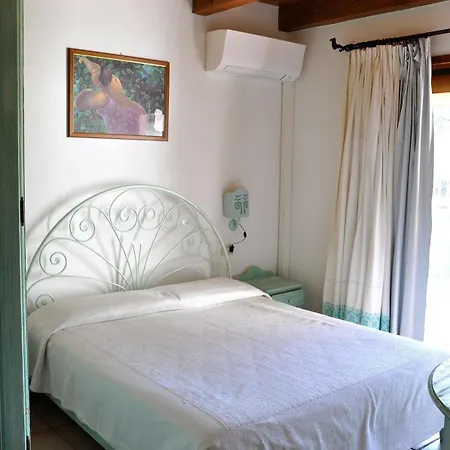 Liscia Eldi Lejlighedshotel 4*